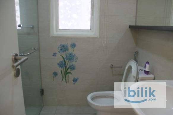 F/F middle size Pool view room - beautiful & convenient location - Image 3