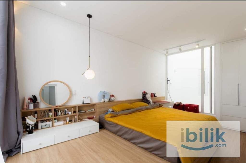 F/F middle size Pool view room - beautiful & convenient location - Image 1