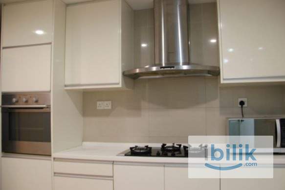 F/F middle size Pool view room - beautiful & convenient location - Image 2