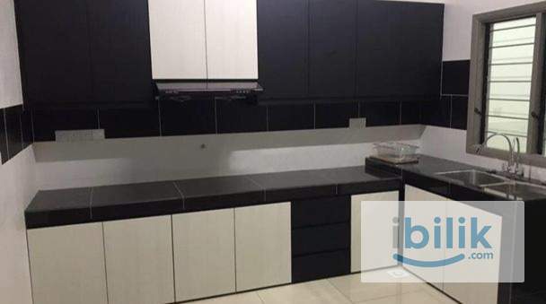 Middle size F/F Pool view room - beautiful & convenient location - Image 3