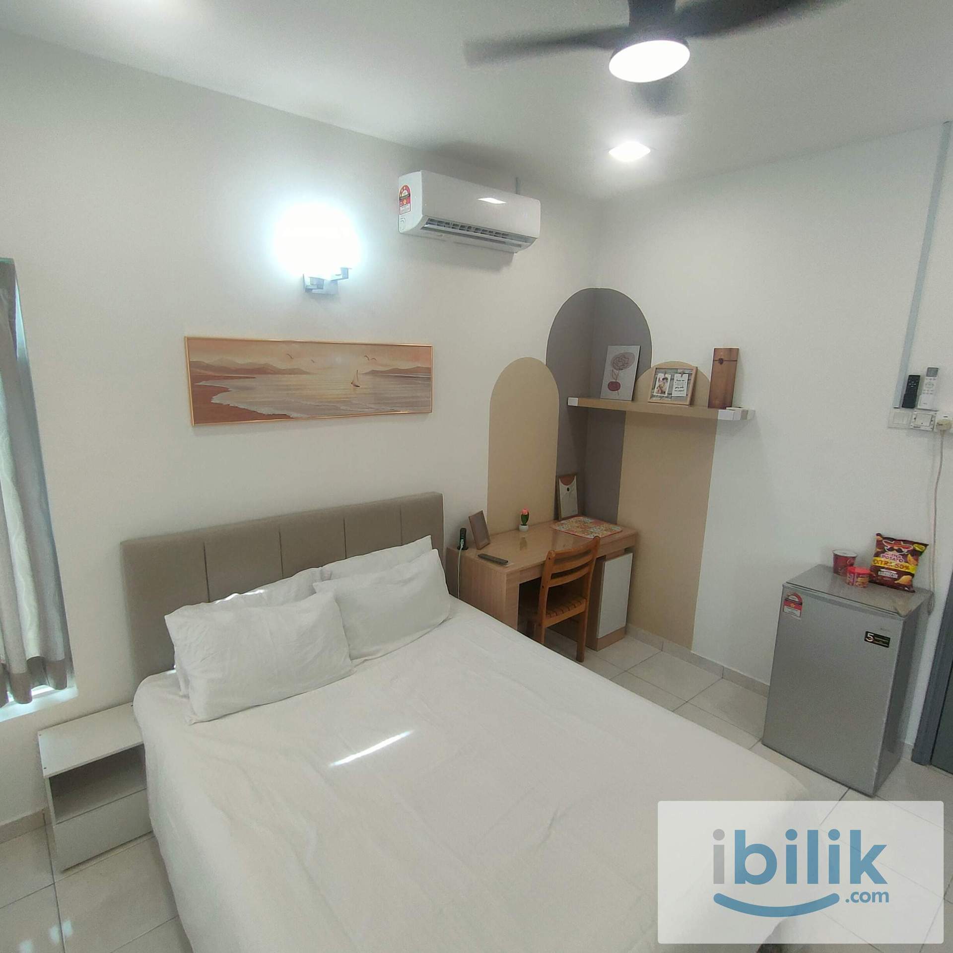 Fully Furnished Studio Bedroom with Private Bathroom Private Cinema Private Fridge at Puchong - Image 3
