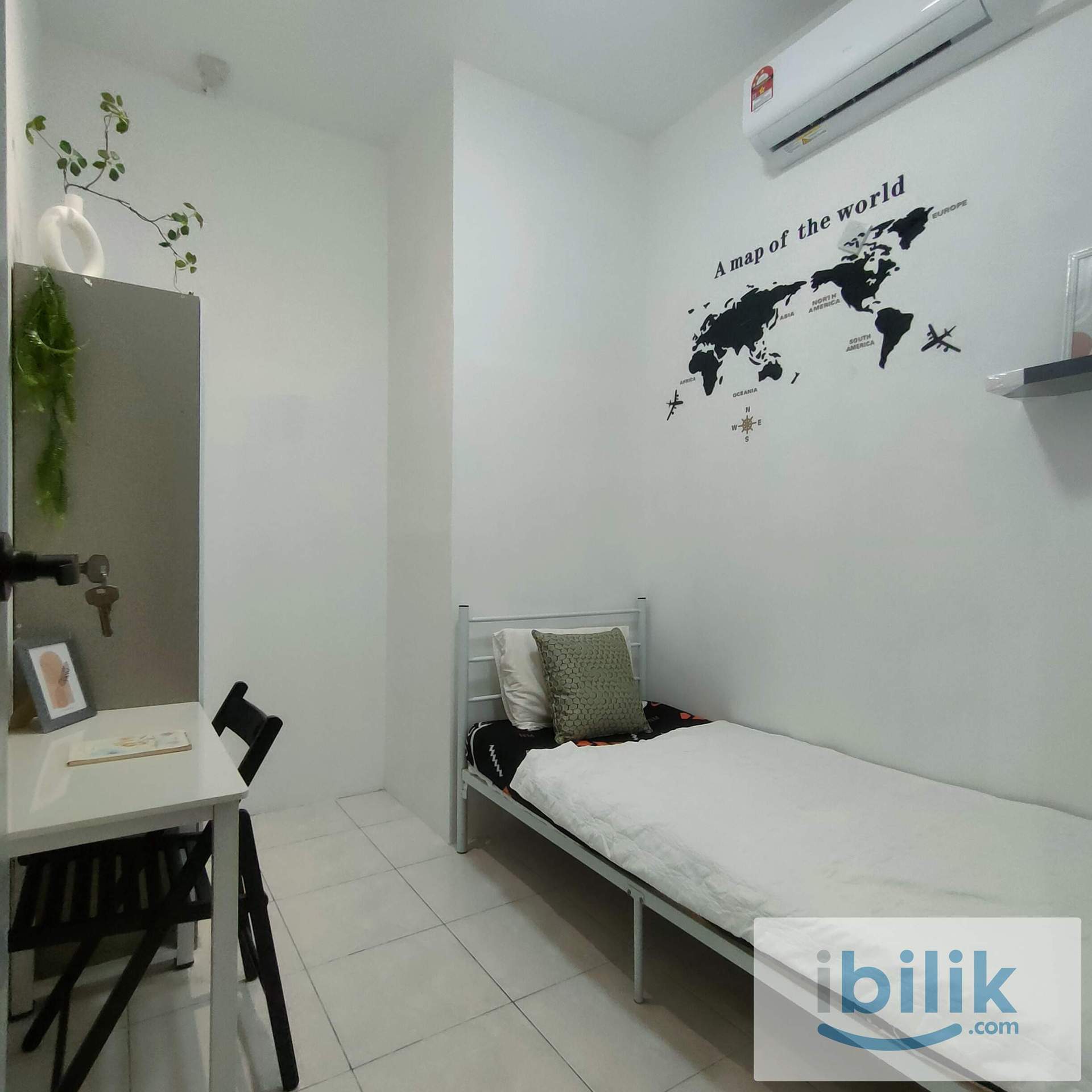 Puchong Single Room for Rent Walking Distance 9mins to LRT Station - Image 1