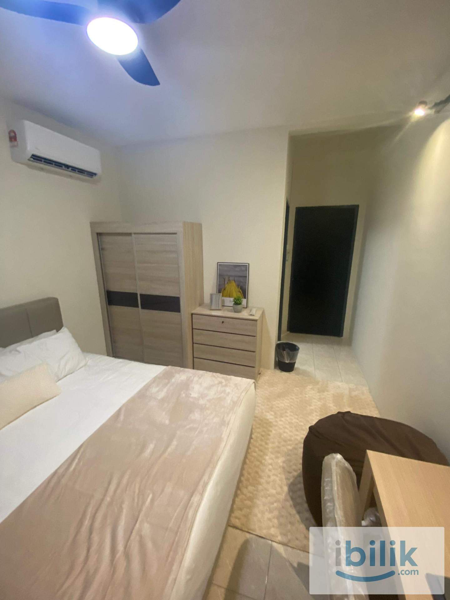 Master Room Walk 3 min to LRT Kelana Jaya Line Asia Jaya Station with Cover Walk Way Petaling Jaya Room For Rent - Image 5