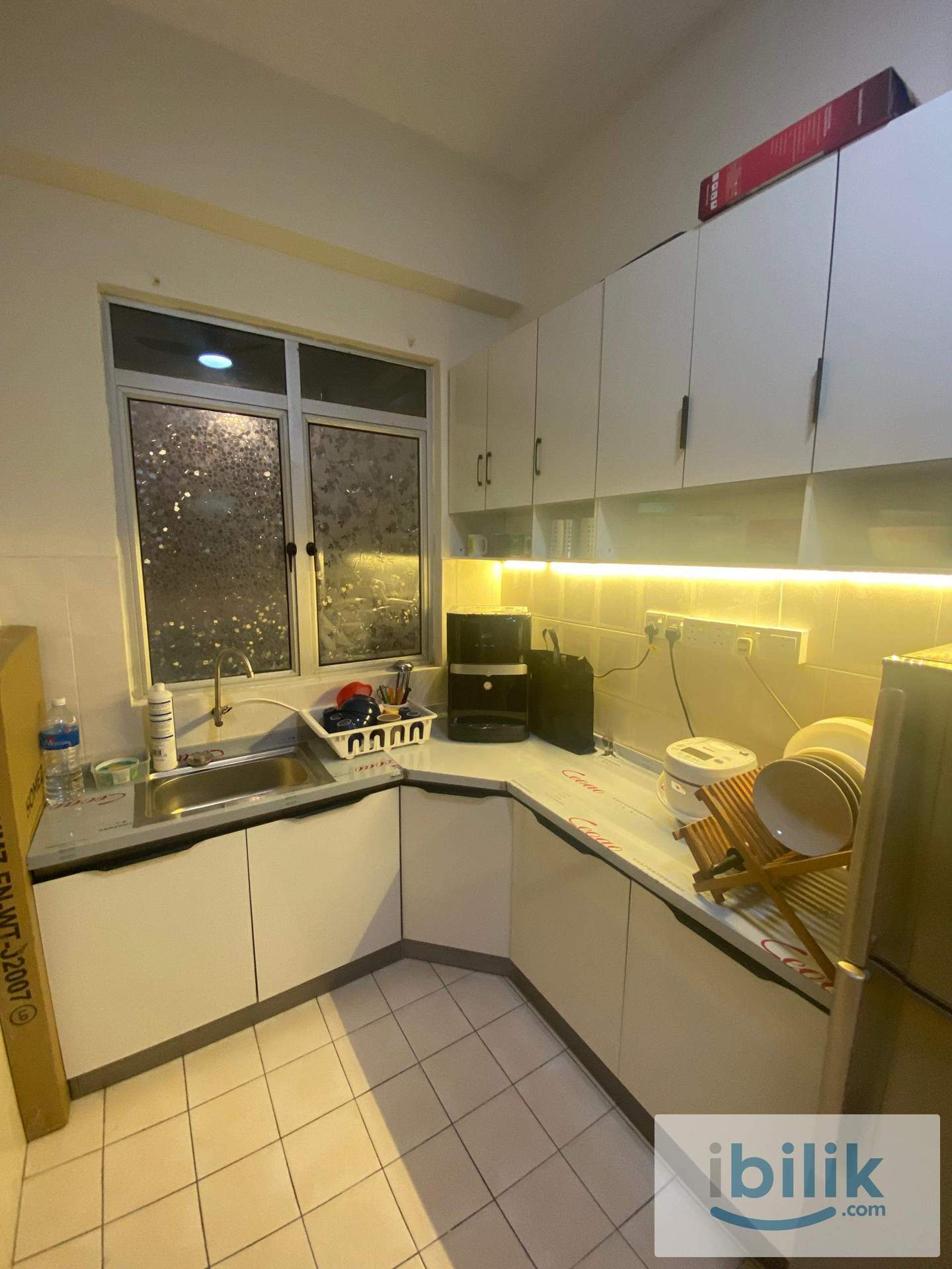 Master Room Walk 3 min to LRT Kelana Jaya Line Asia Jaya Station with Cover Walk Way Petaling Jaya Room For Rent - Image 9