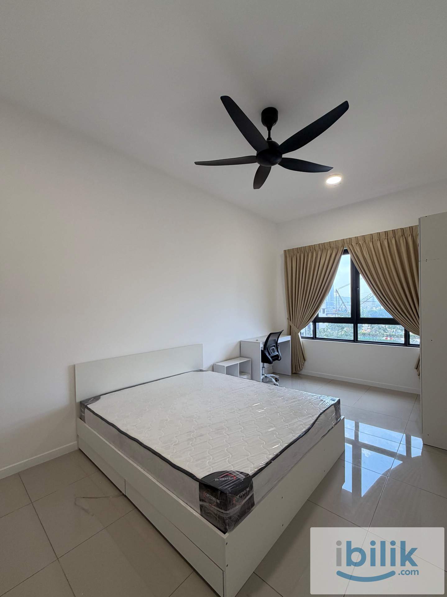 Brand New Master Bedroom @ Savvy Riana Dutamas, Segambut, Jalan Ipoh, Mont Kiara - Image 1