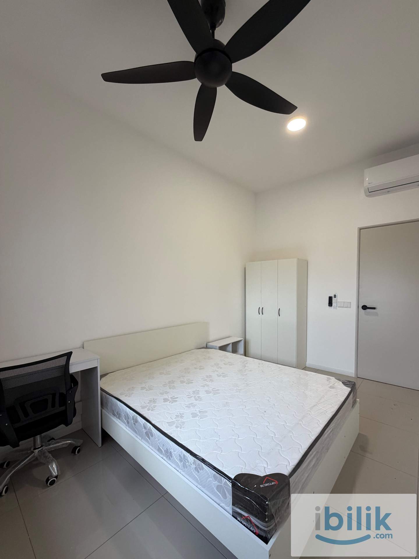 Brand New Middle Room @ Savvy Riana Dutamas, Segambut, Jalan Ipoh, Mont Kiara - Image 1