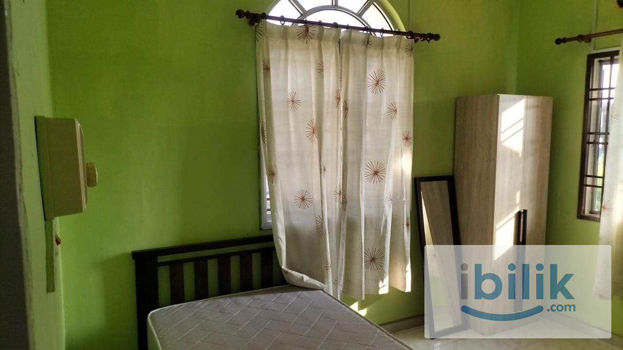 Middle room to let near HTAA - Image 1