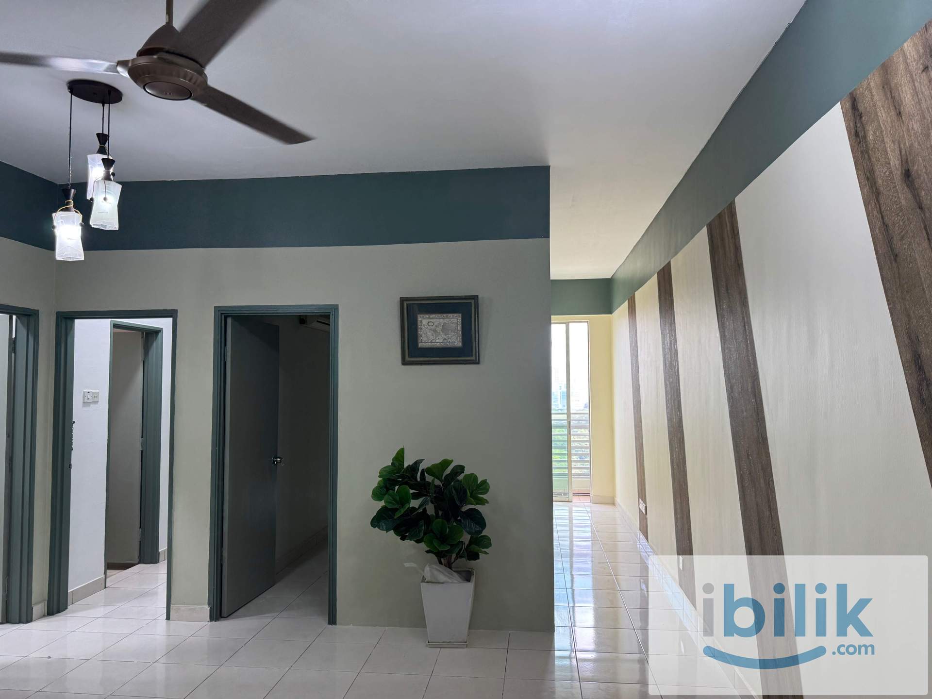 Middle room - Image 8
