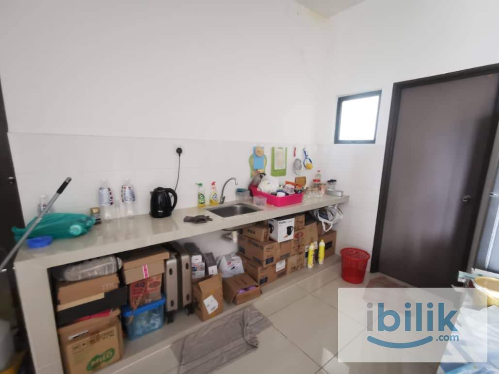 Fully Furnish Medium Room / Block A - Image 5