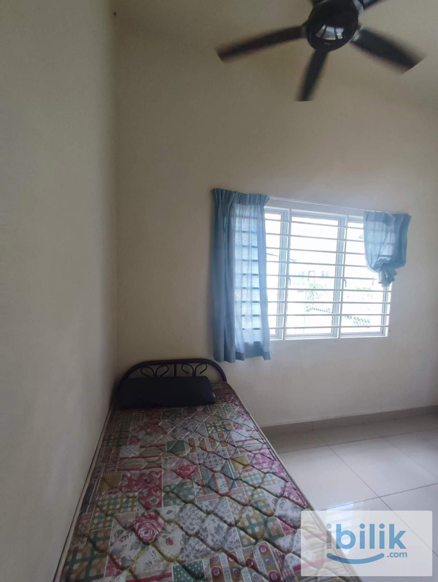 Single Room - Image 1
