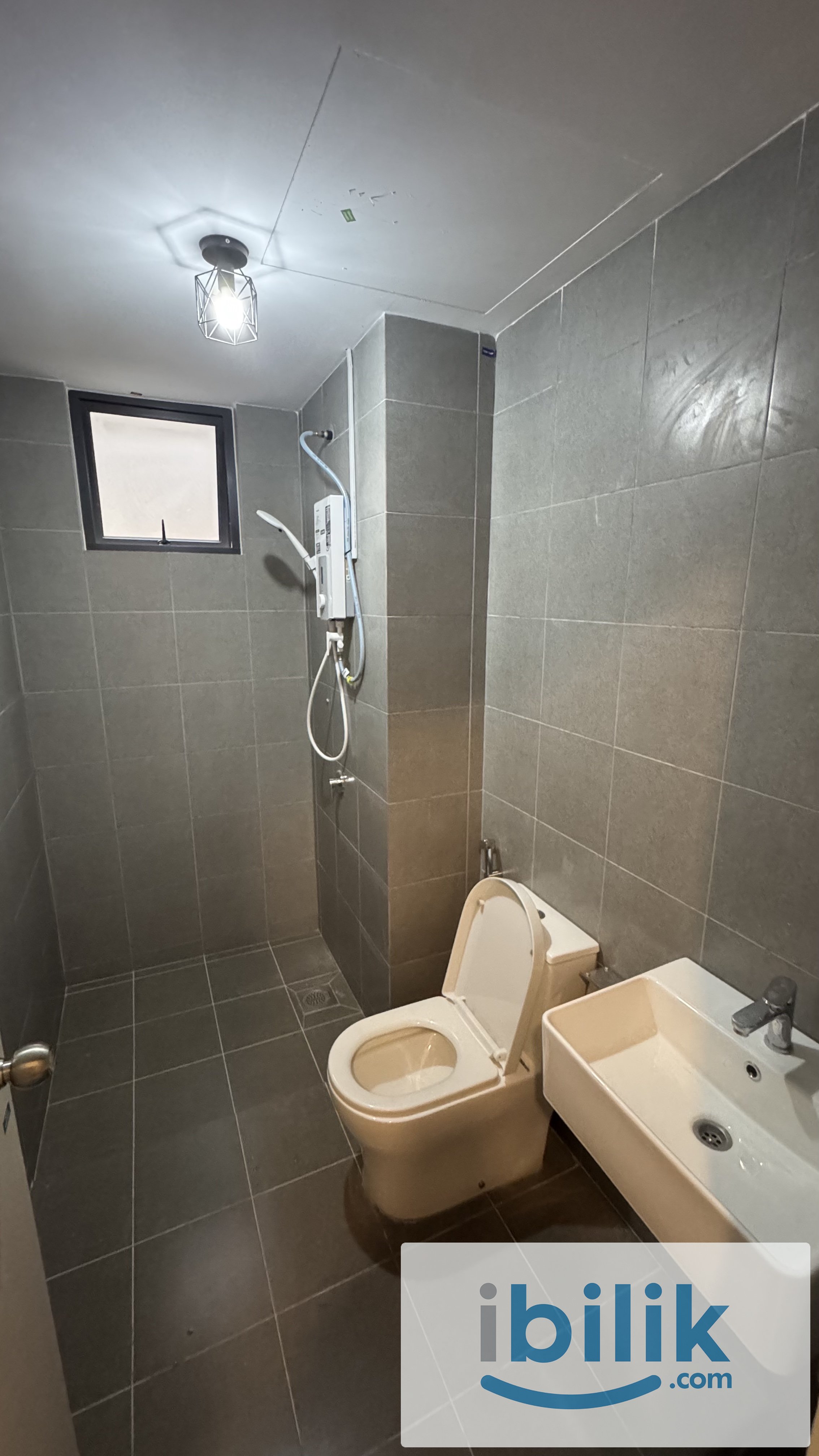 Single Room at Casa Embun Apartment@Cybersouth, Dengkil - Image 10