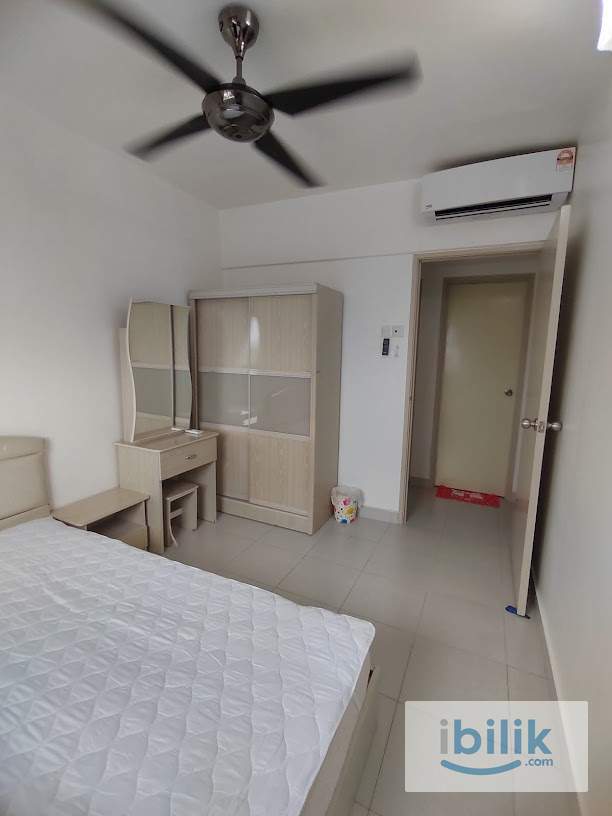 Middle Room for Rent (Prefer Chinese Female) - Image 2