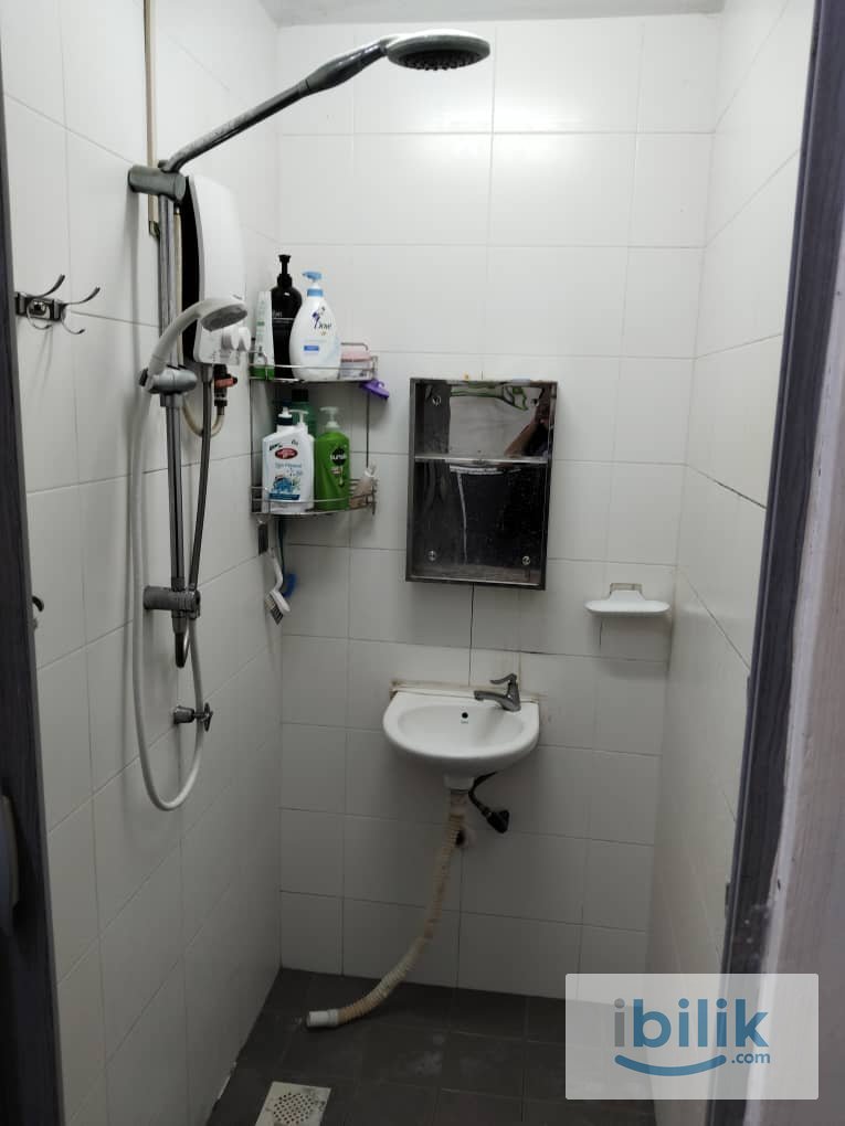 BIG ROOM IN JEUTONG AREA FOR RENT CAN STAY 2 PERSON. - Image 3