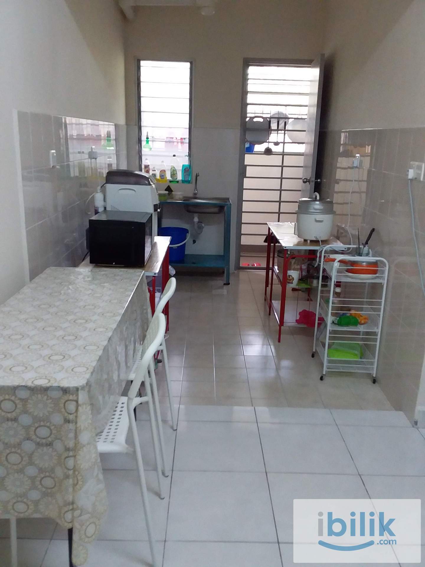 Single Room - Image 2