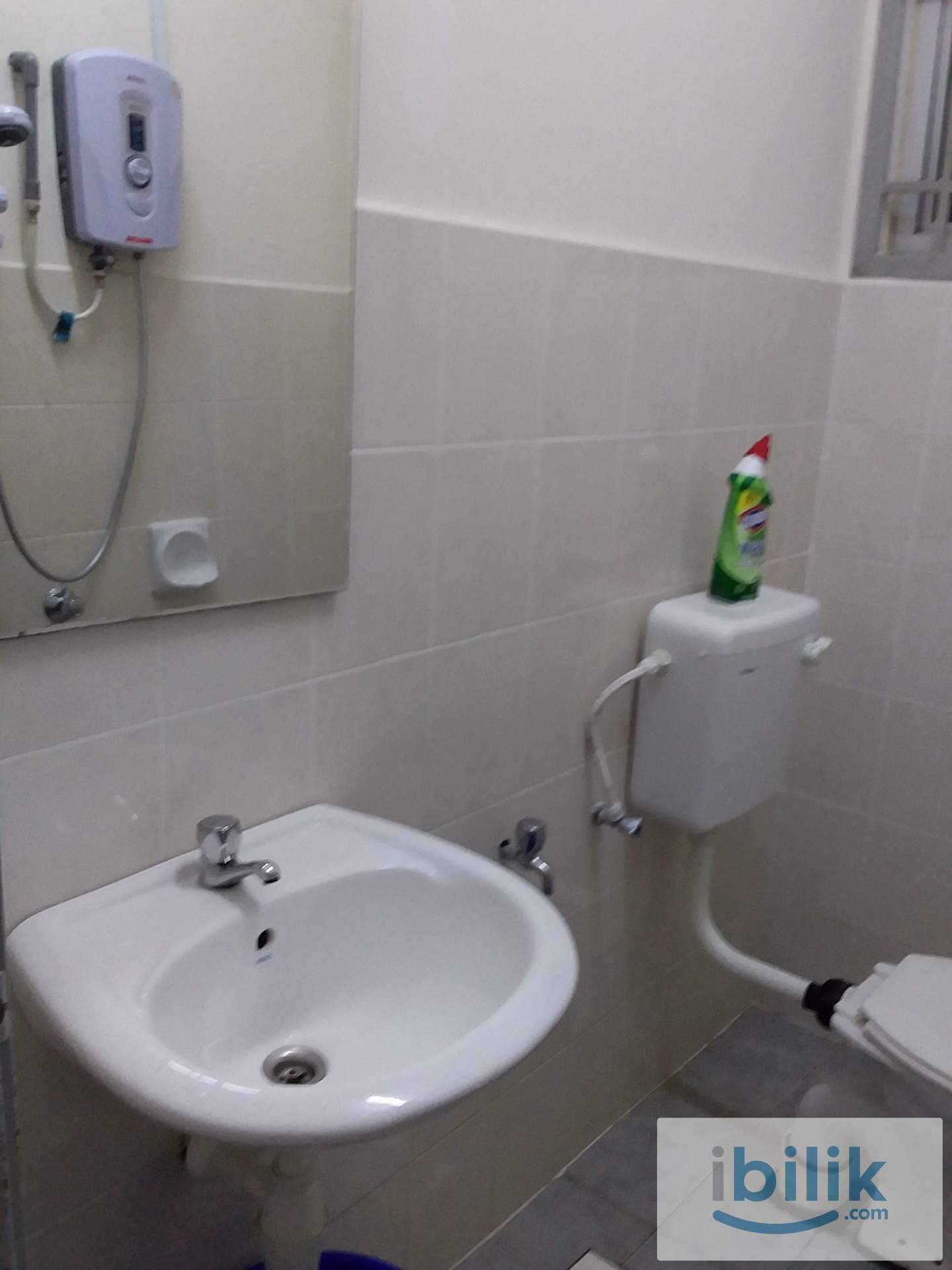 Single Room - Image 3