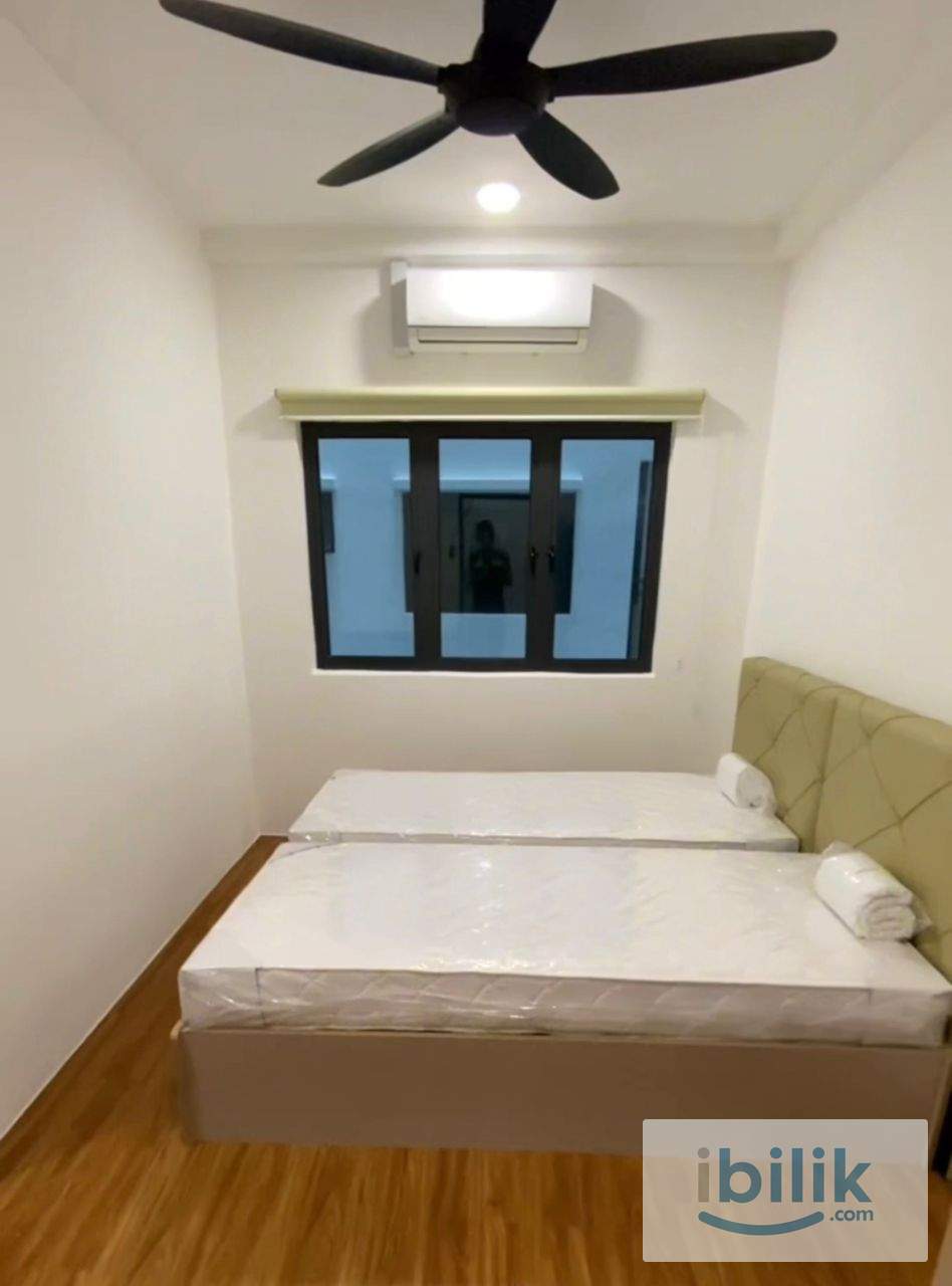 [Chinese] Master Room at UCSI Residence 2 - Image 5