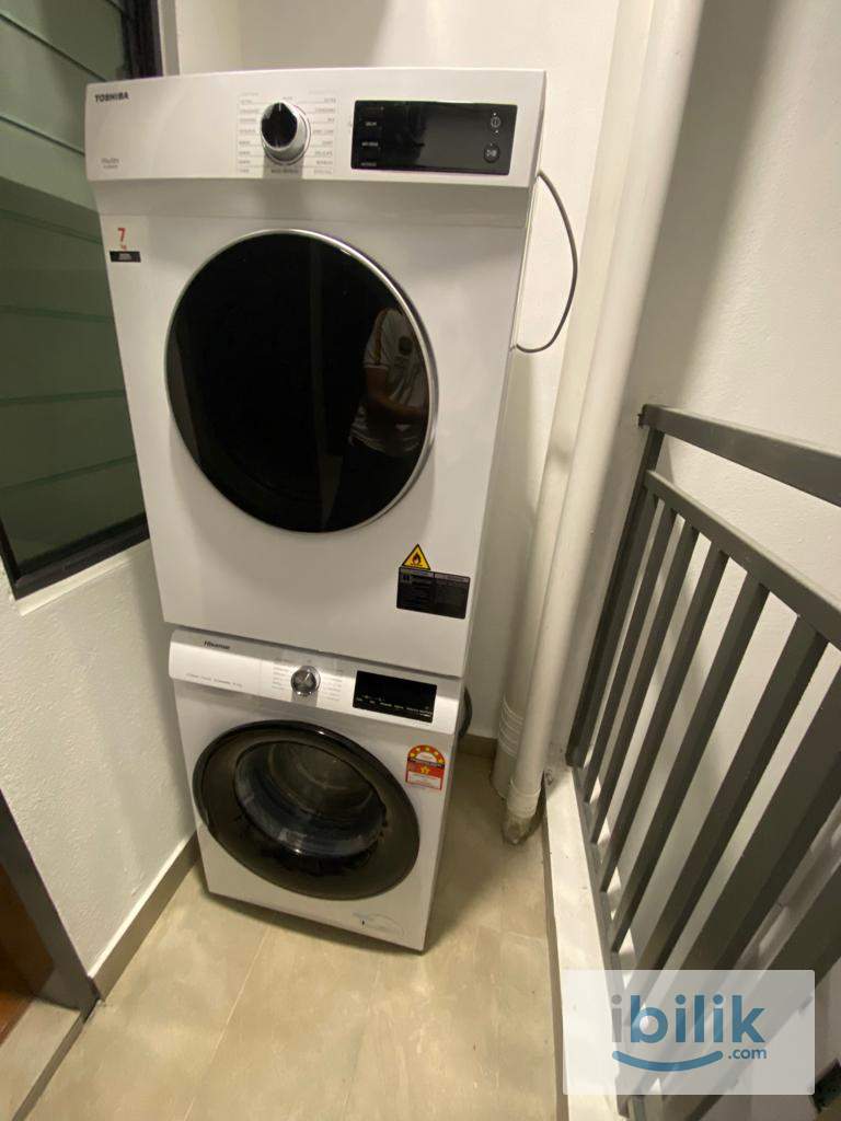 Small Room with 1 GBPS WIFI - Image 4