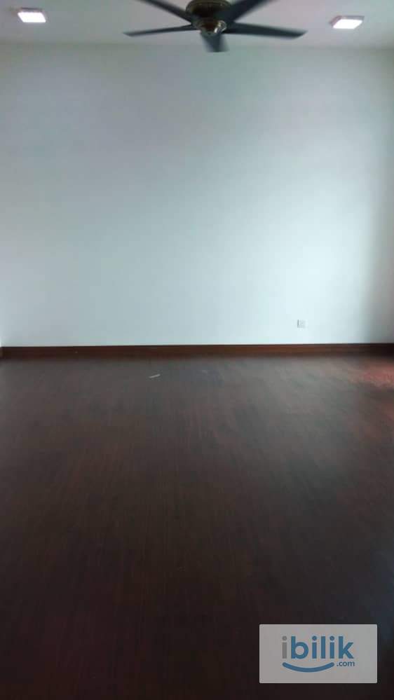 MASTER BEDROOM - Image 2