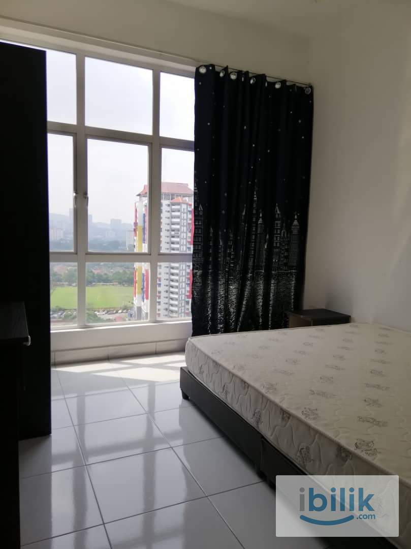 [6 MIns Walk to LRT!!] Newly Renovated with Air Con Medium Room at M3 Residency Taman Melati - Image 1