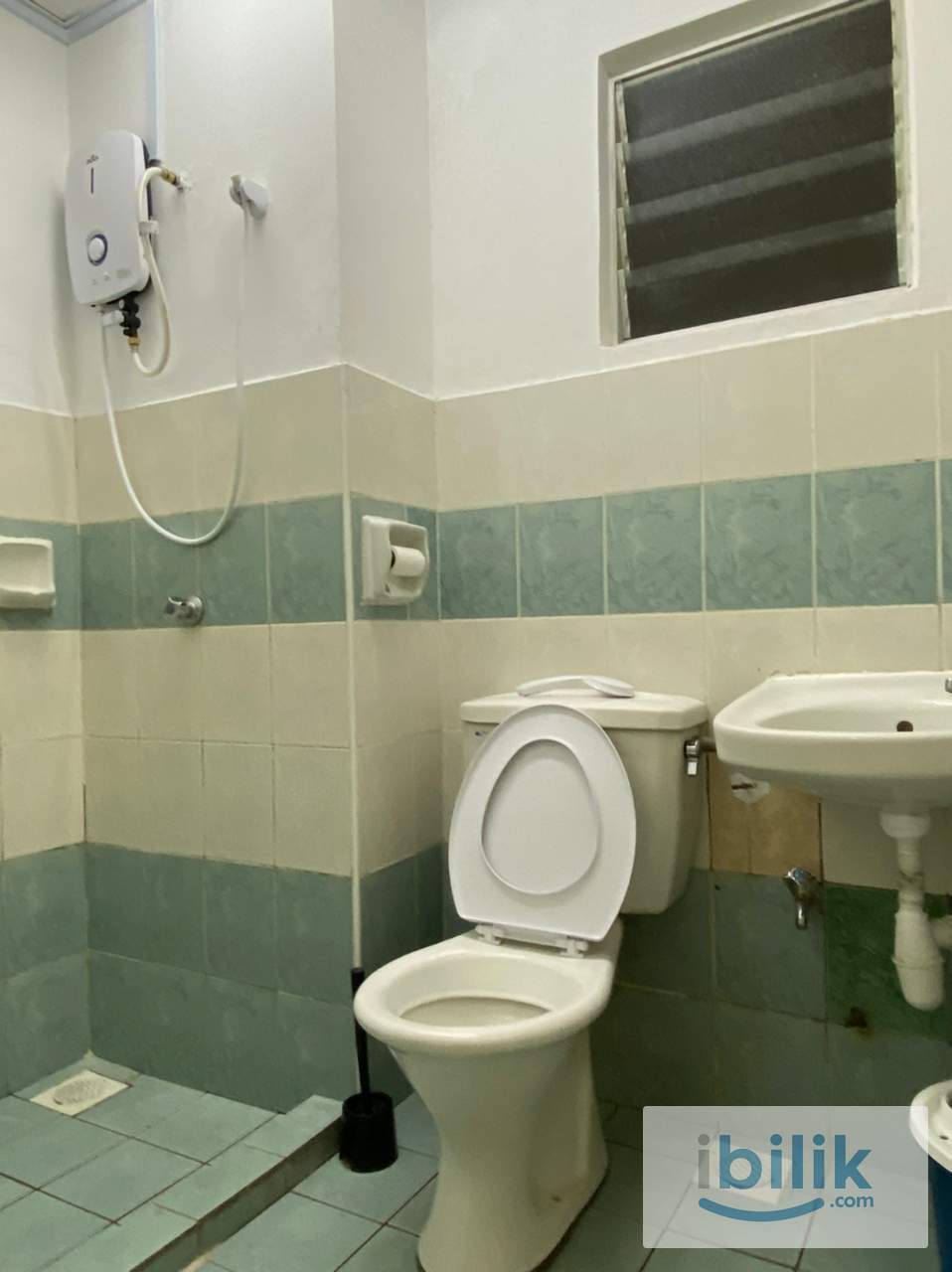 [5 Mins Walk to LRT!!] [Chinese Female unit!!] Included utility Single Room Tar Villa at Wangsa Maju - Image 1