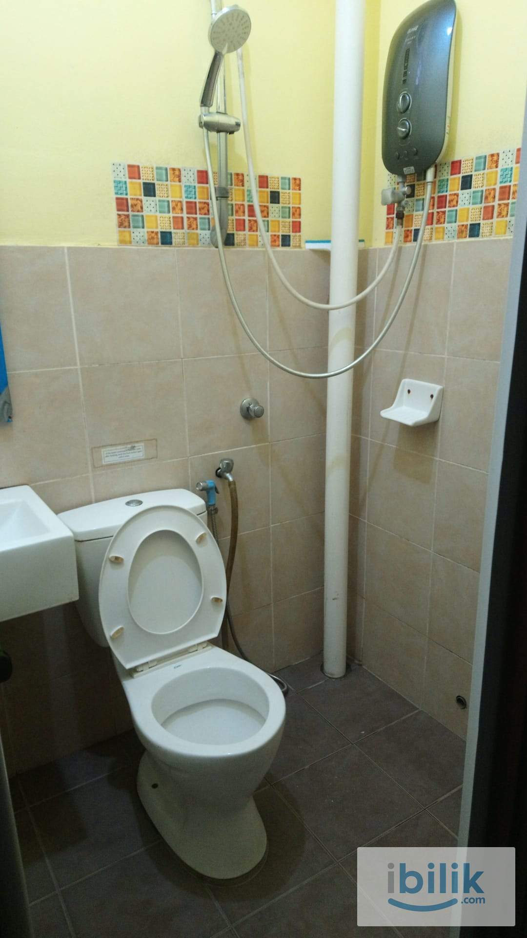 Room for rent in Taman Scientex Senai - Image 2