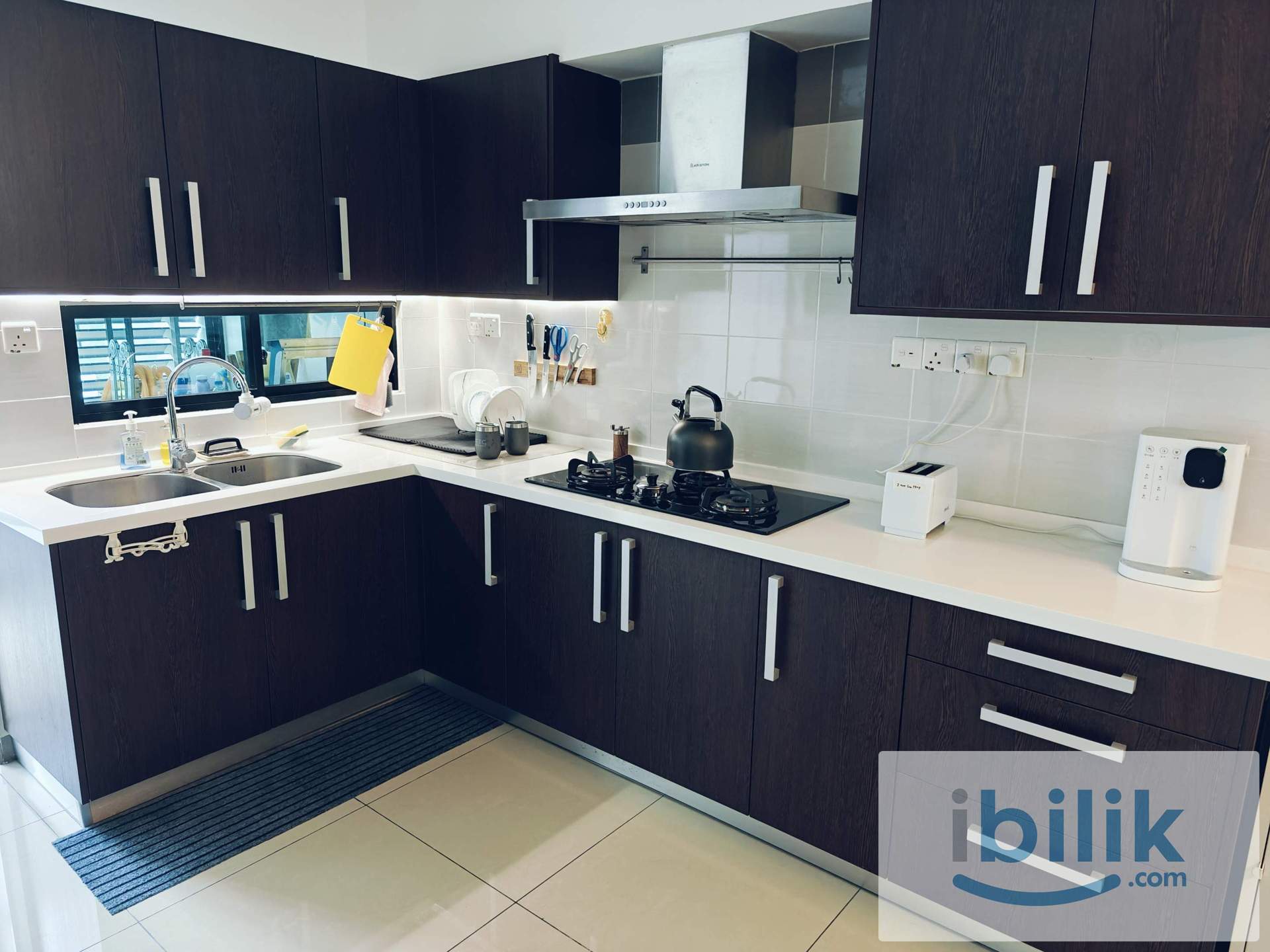 Fully Furnished Room in Safe Gated Community with Private Bathroom & Smart Lock - Image 7