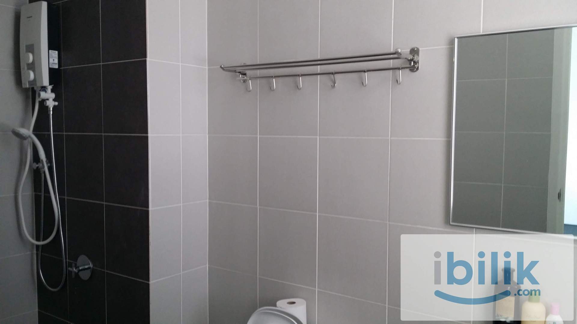 🏡 Arena Residence Condo – Master bedroom for Rent - Image 5