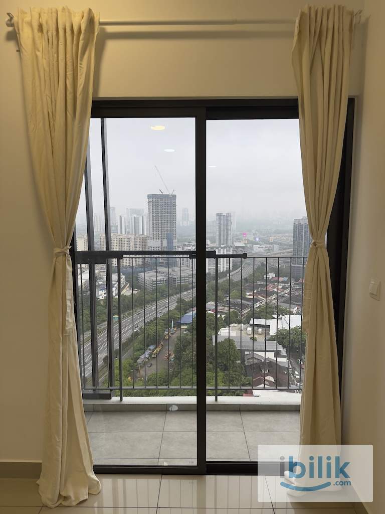 Master Room at Kuala Lumpur, Malaysia - Image 5