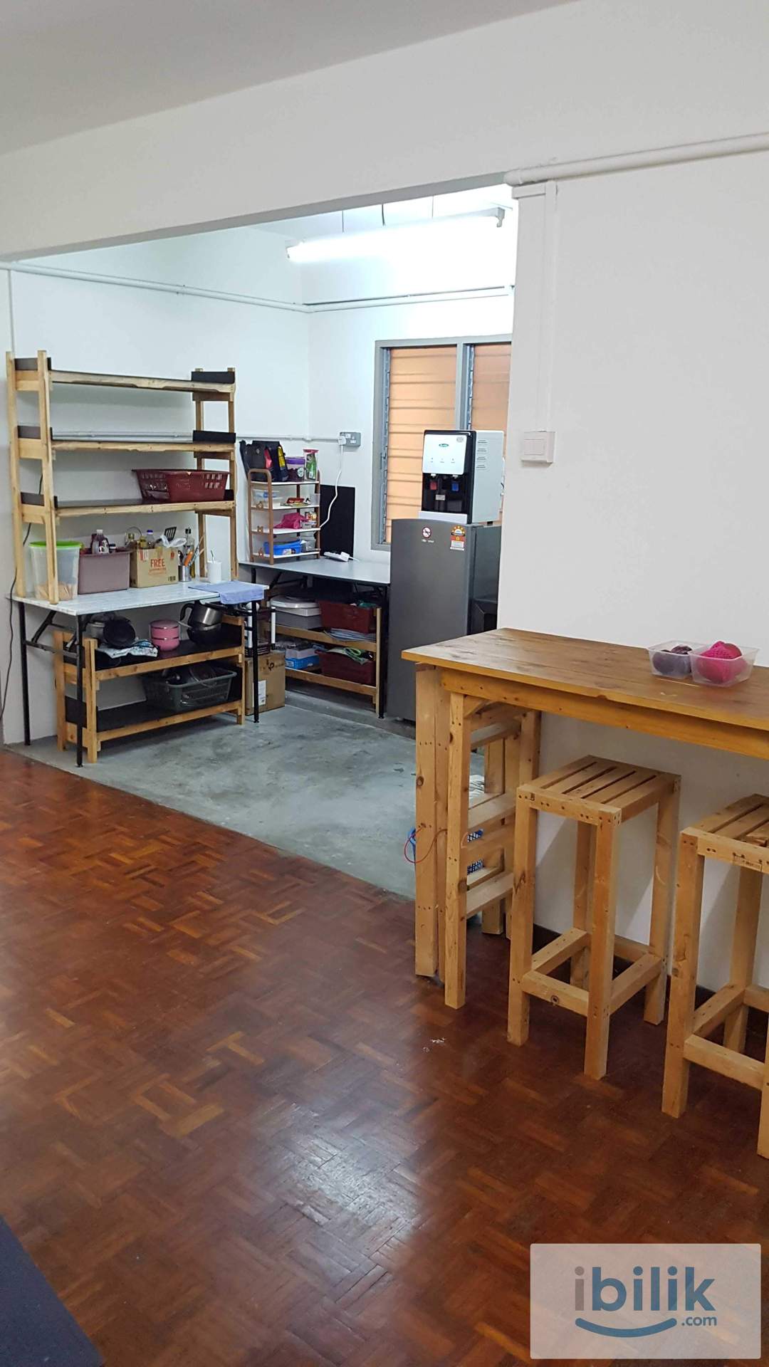 Middle room at section 17 - Image 4