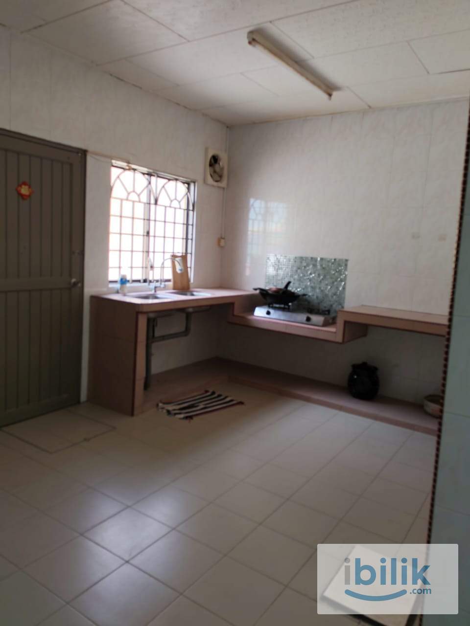  Klang Utama 卫星市 Double Storey House for Rent (Hurry up Available  NOW) - Image 4