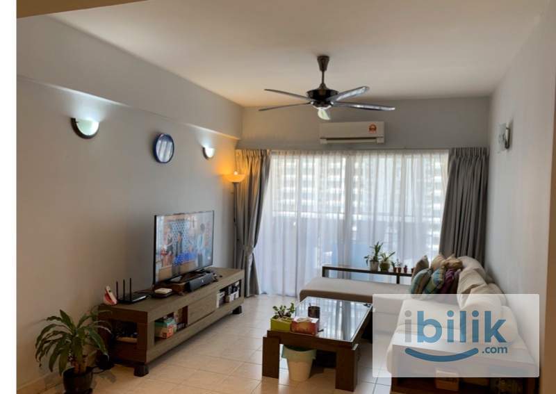 D’Aman Ria Condo, Ara Damansara Fully Furnished Small Fan Female Room for Rent  - Image 1