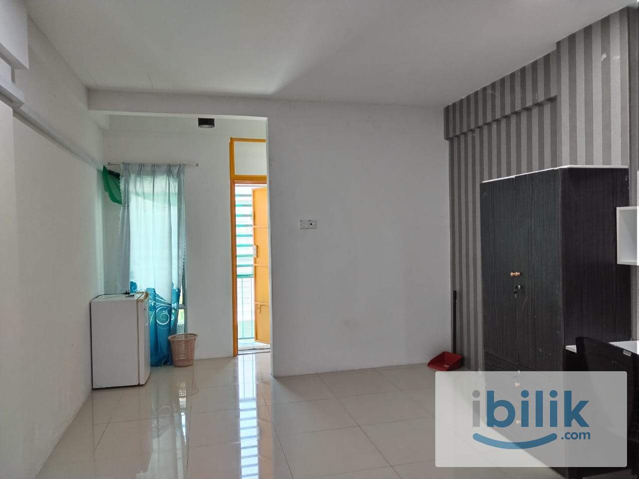 Student's / Couple / Single Studio Room 388 sqft - Image 3