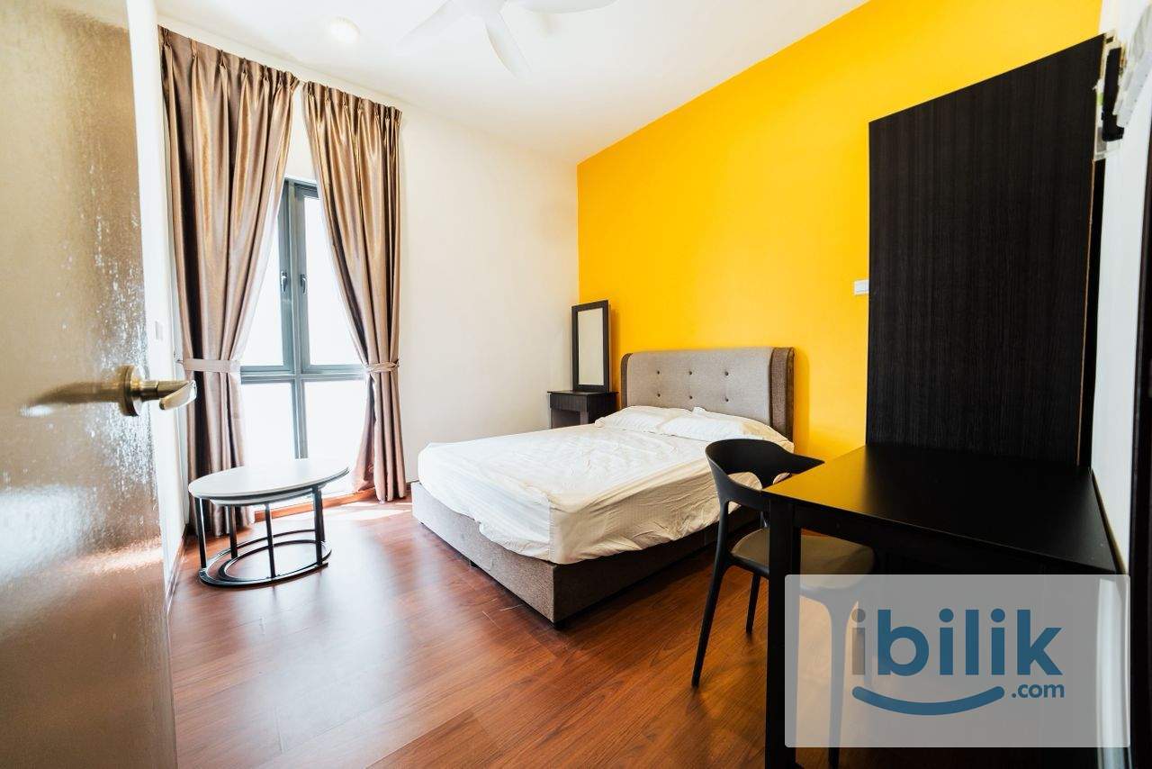 Fully Furnished 2 Middle Room for Rent @ High Floor 23A | WiFi & Carpark Available  - Image 1