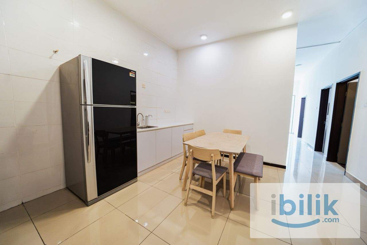 Fully Furnished 2 Middle Room for Rent @ High Floor 23A | WiFi & Carpark Available  - Image 4