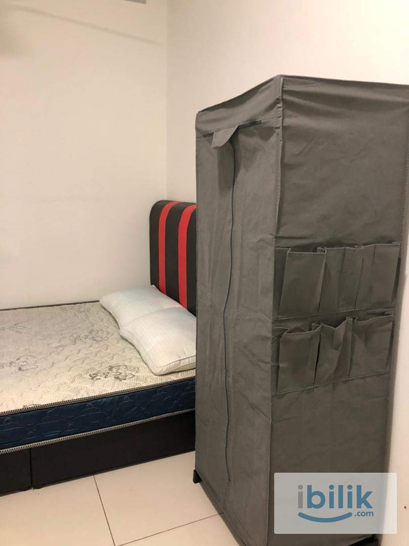 Female Room, 4min to MRT Putra Permai, near Giant NSK atmosphere Seri Kembangan Puchong - Image 4
