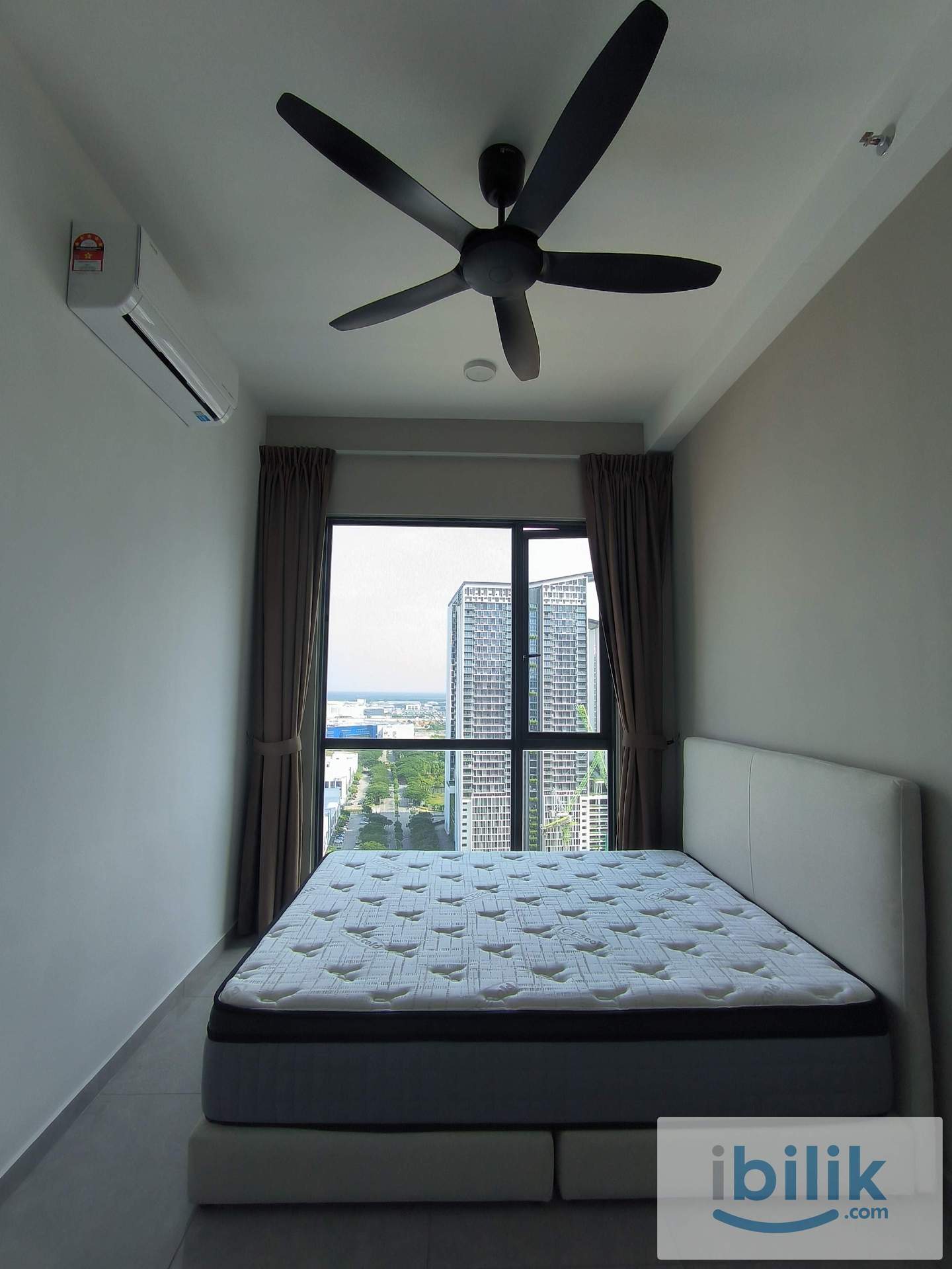 Medium Bedroom with Free Car Park @ Savana Residences, Batu Kawan - Image 2