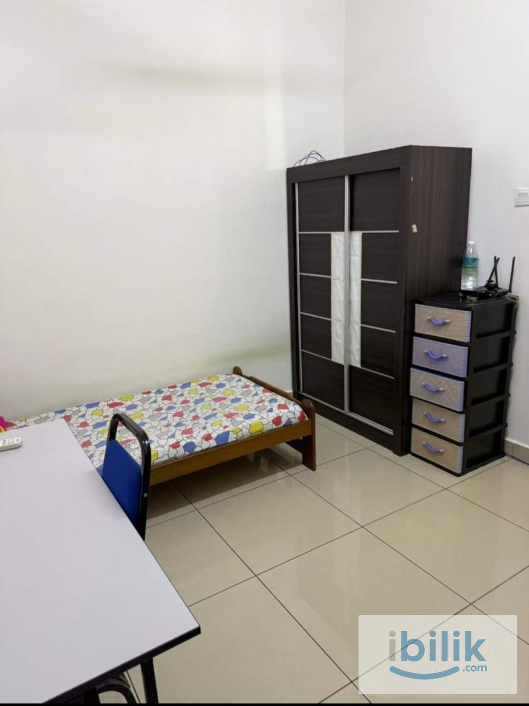 Fully Furnished Single Room - Image 1
