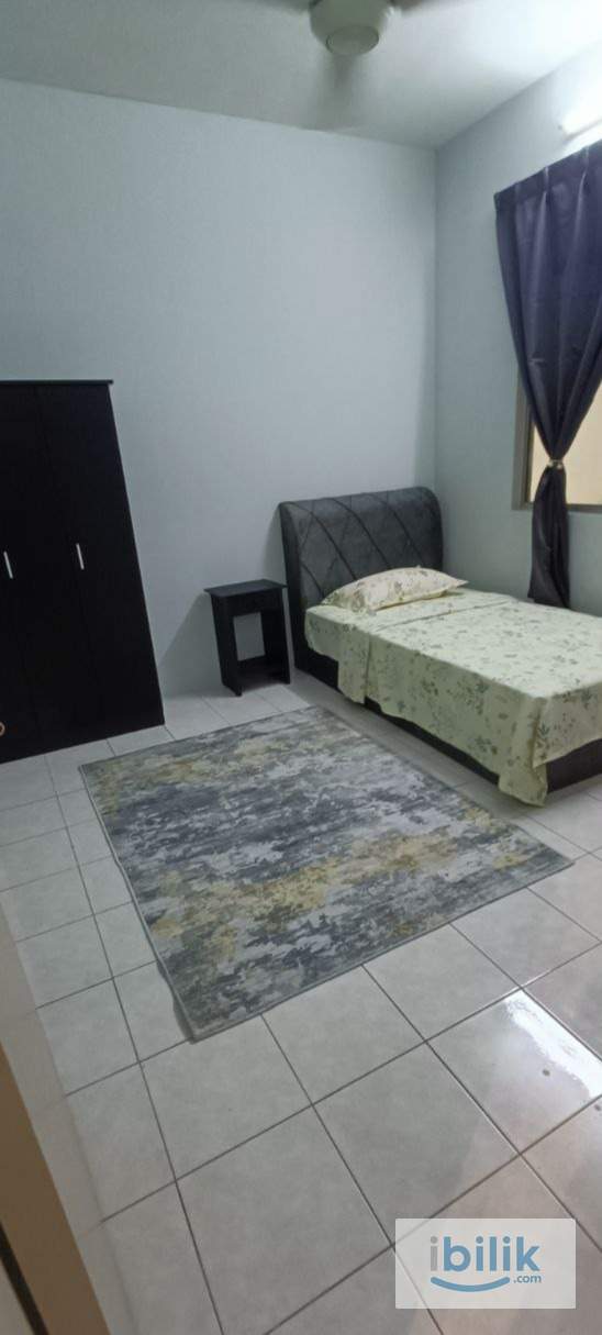 Bilik Lelaki Male Single room near LRT Tmn Melati Setapak KL East UIA - Image 1