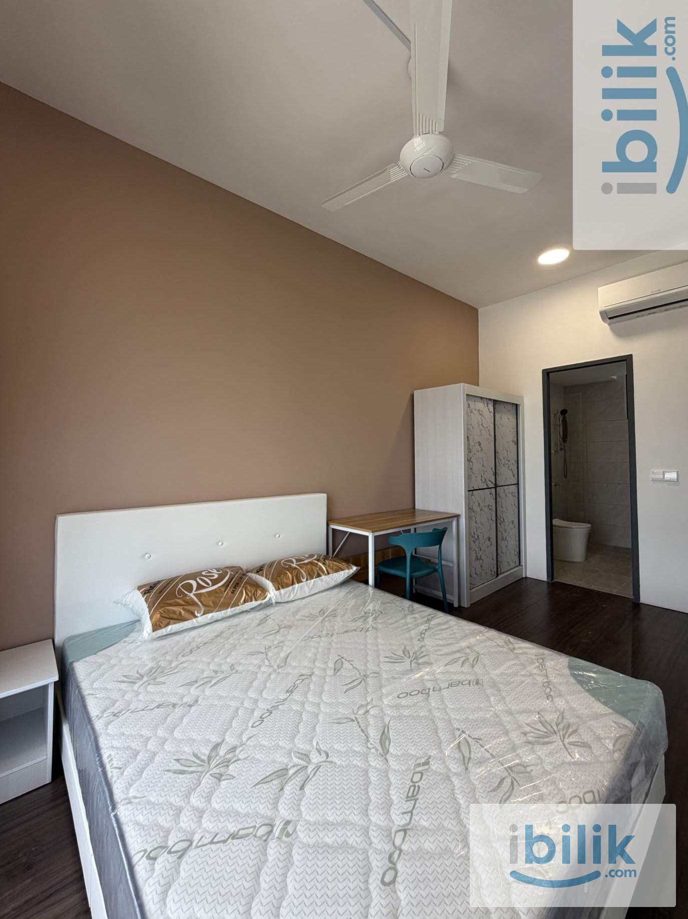Master bedroom in Altris Wangsa Maju - Image 1