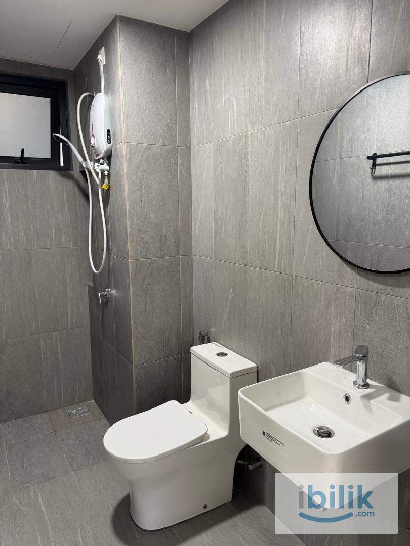 Savvy Riana Dutamas | Small Room | Utilities Included - Image 4