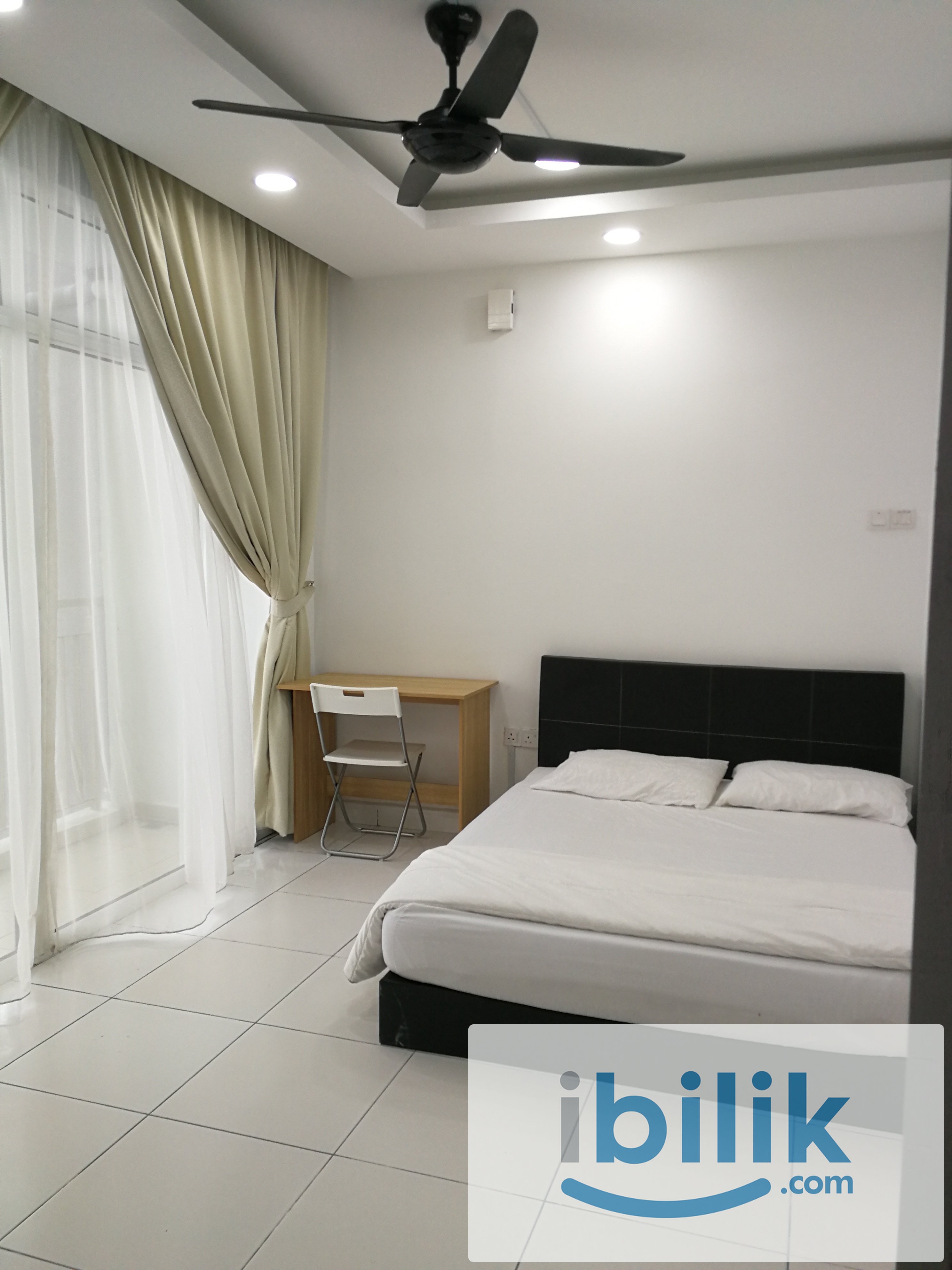 (For Malay lady only) Fully Furnished Middle Room at Sekysen 7, Shah Alam - Image 1