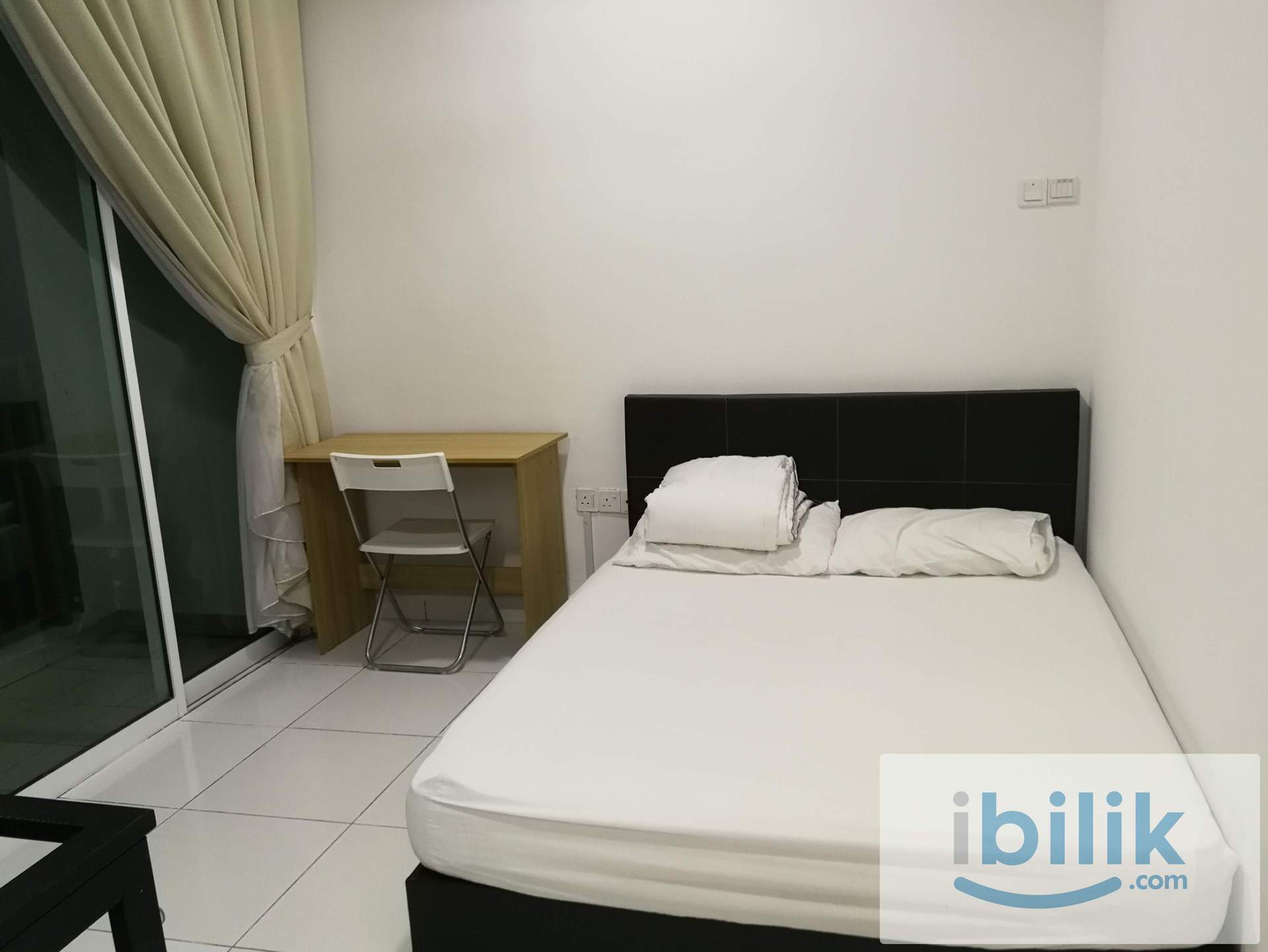 Fully Furnished Middle Room for Rent (Malay Ladies only) at Puncak 7 Residence, Seksyen 7, Shah Alam - Image 1
