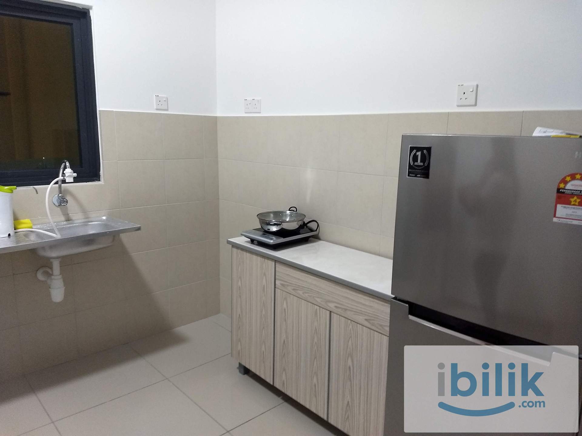 Promenade Aircond furnished Master Room include utilities Private Bathroom MIX GENDER - Image 4