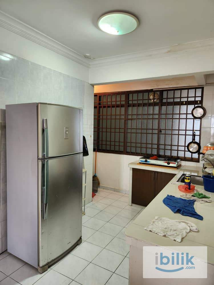 Npark Furnished Master Room Private Bathroom included utilities MIX GENDER - Image 5