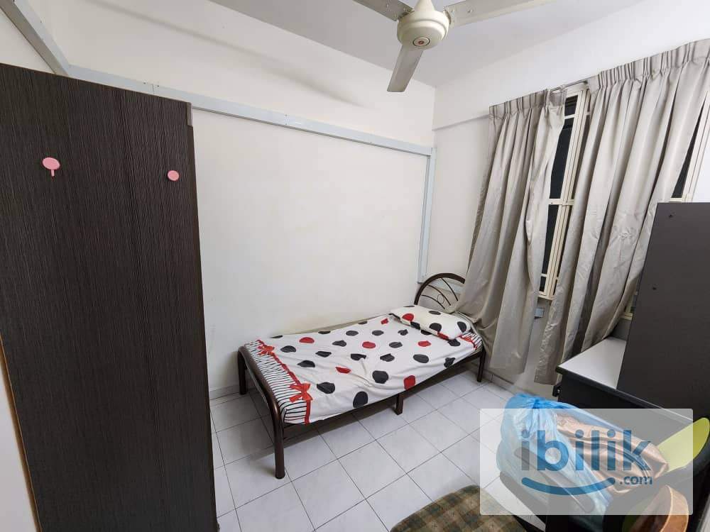 Npark Furnished Middle Room Share bathroom included utilities MIX GENDER - Image 7
