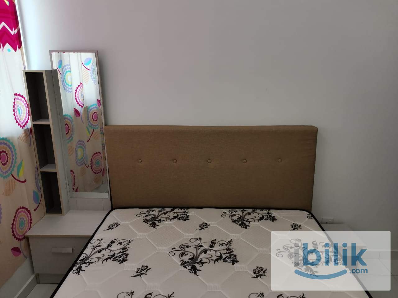 i-Santorini Aircond Furnished Middle Room included utilities mix gender  - Image 1