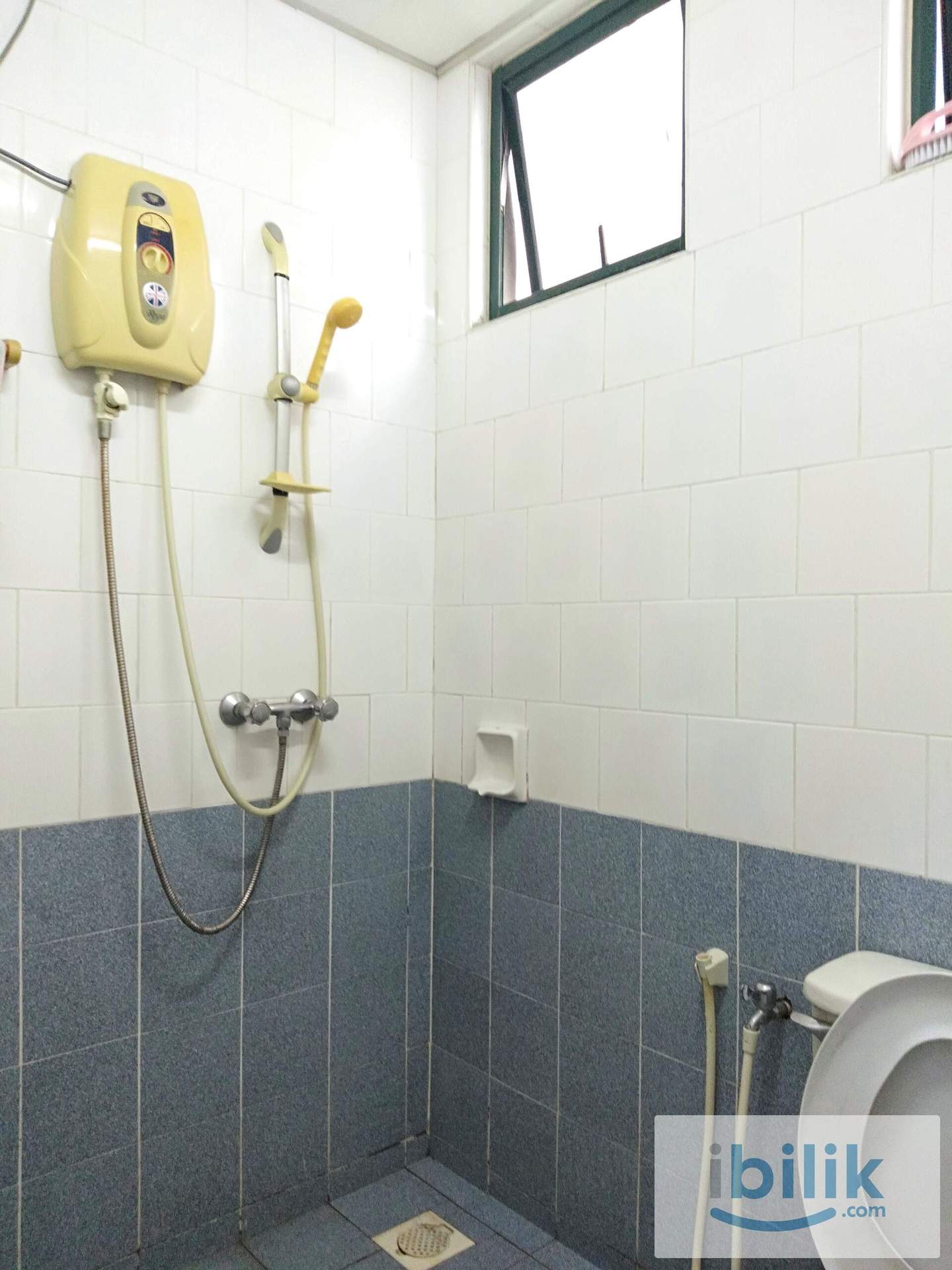 Fully Furnished Single Room @ The Istara Condominium, Nearby LRT, BAC, Shopping Mall - Image 4