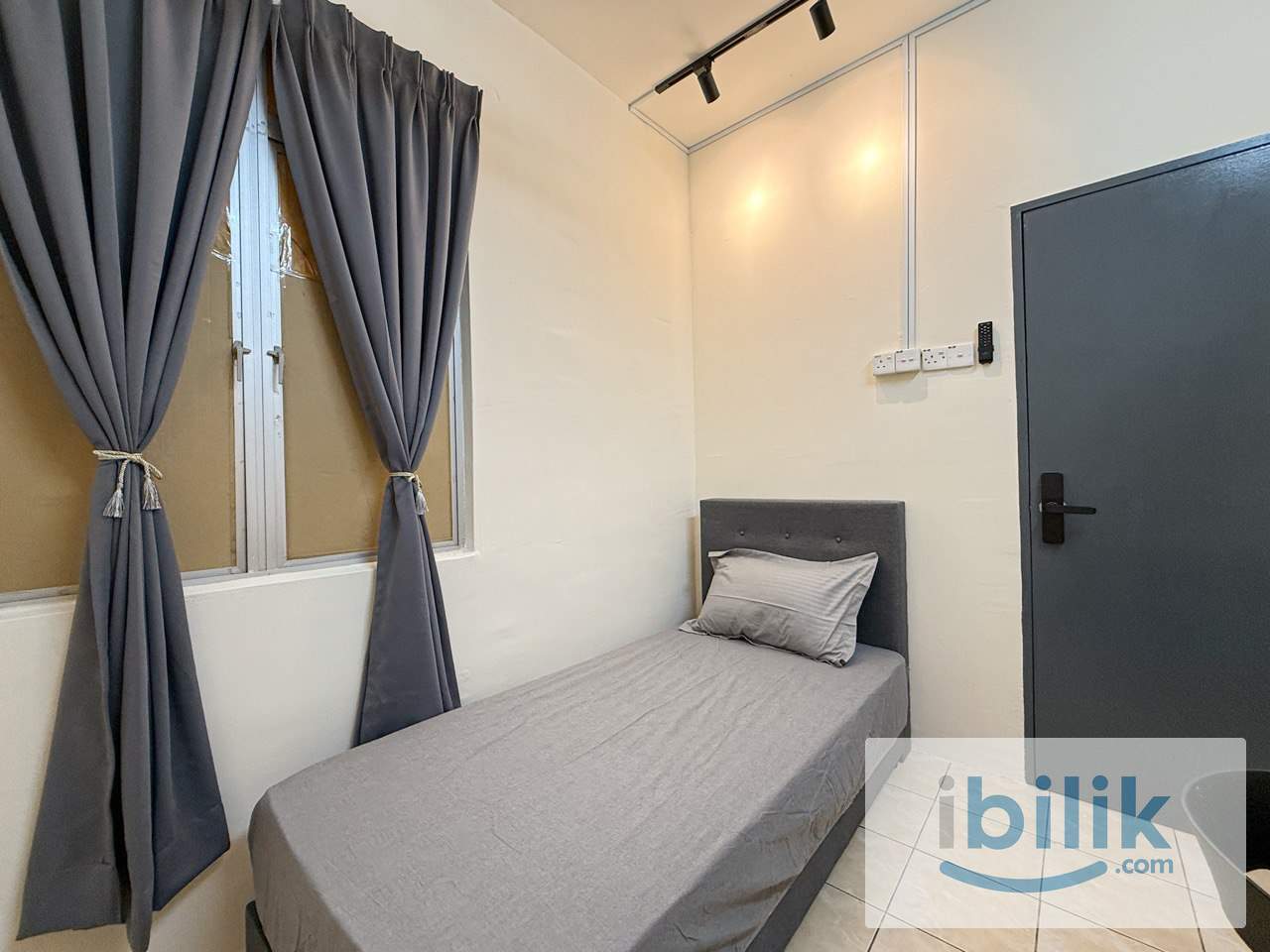 [Malay Female] Middle Room Seremban Putra Sikamat TR0313 - Image 5