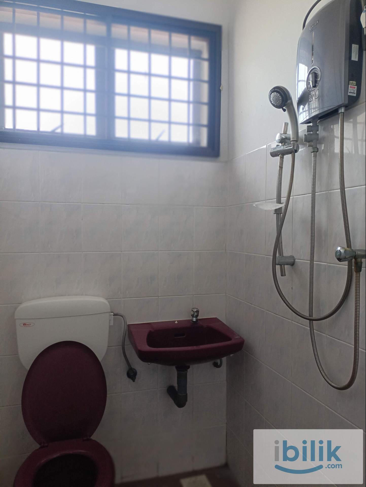 single room to rent at Muar - Image 4