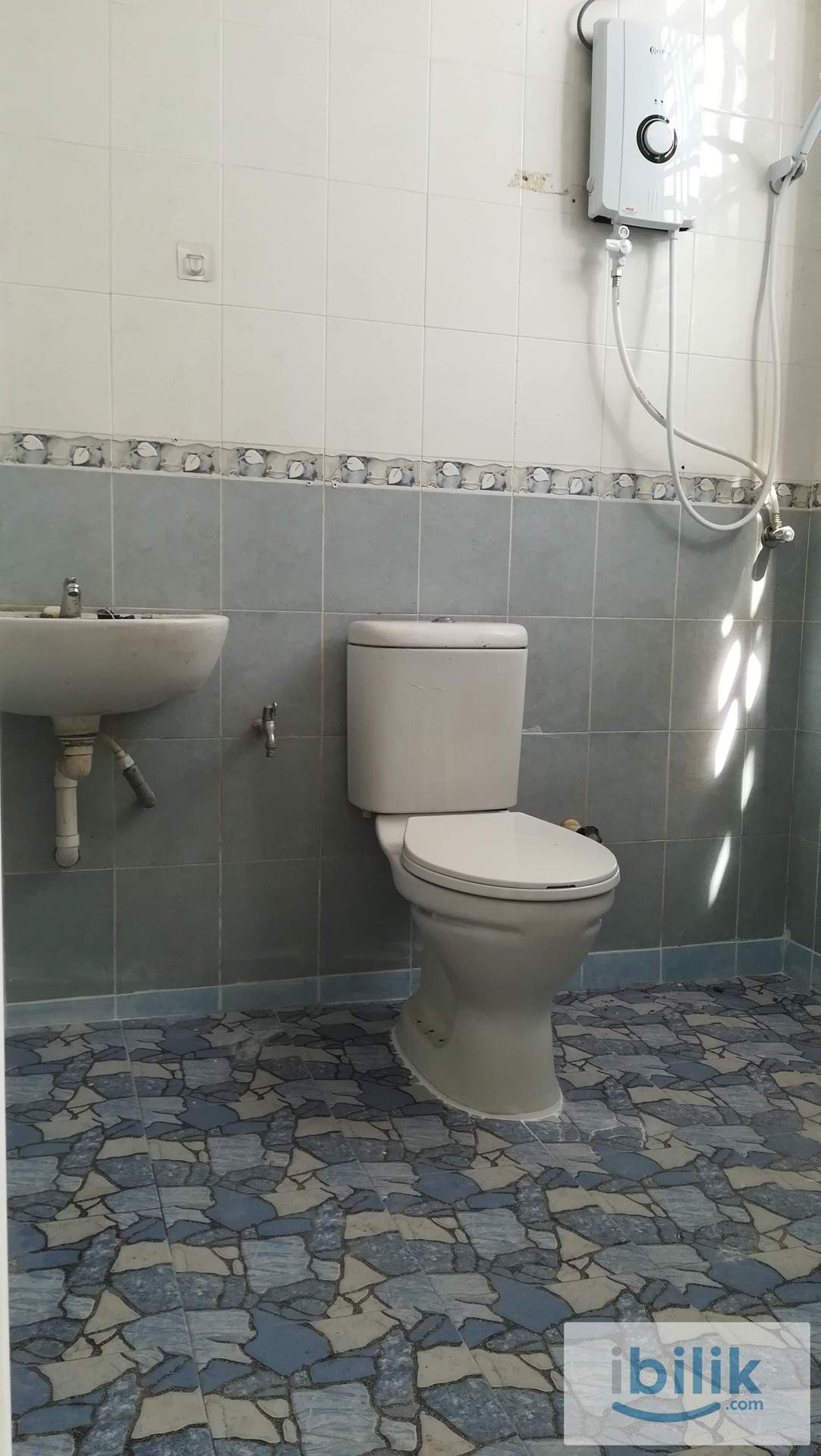 master room  - Image 2